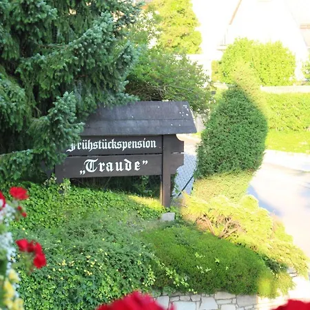 Traude